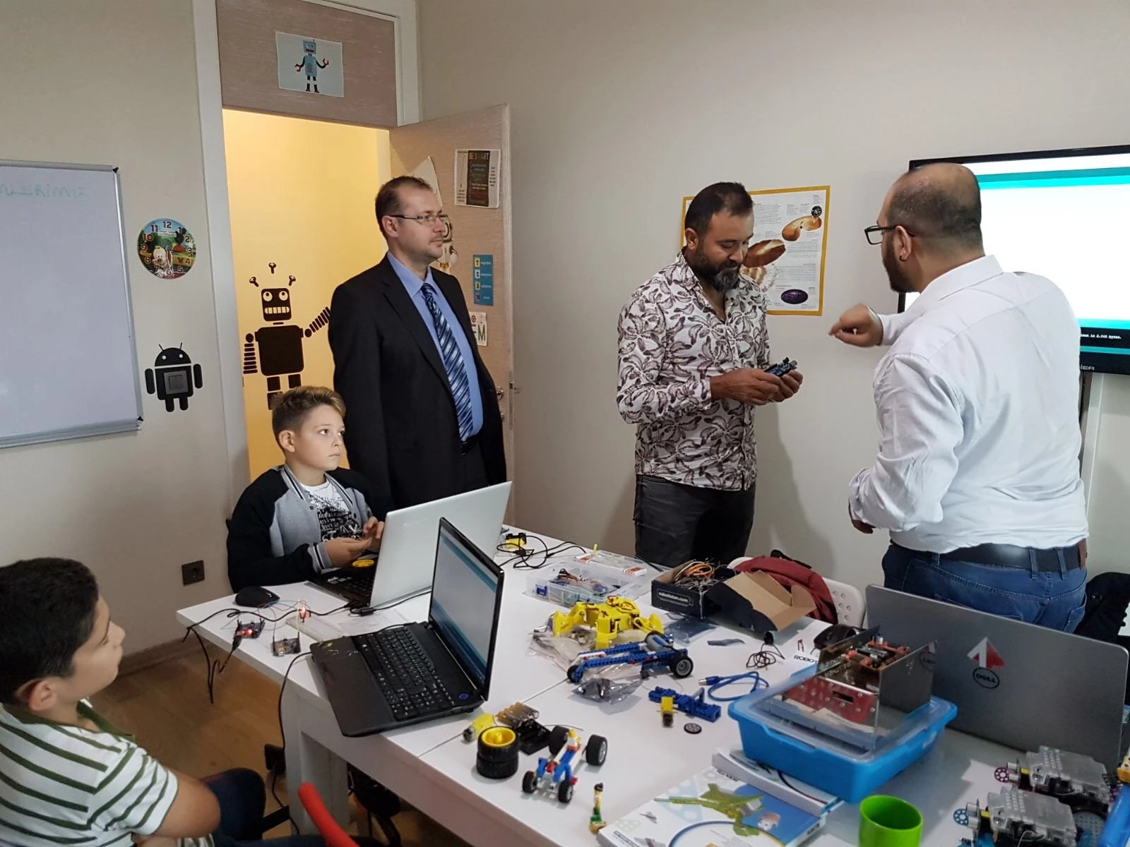 SmartTech Kids Club workshop photograph 24
